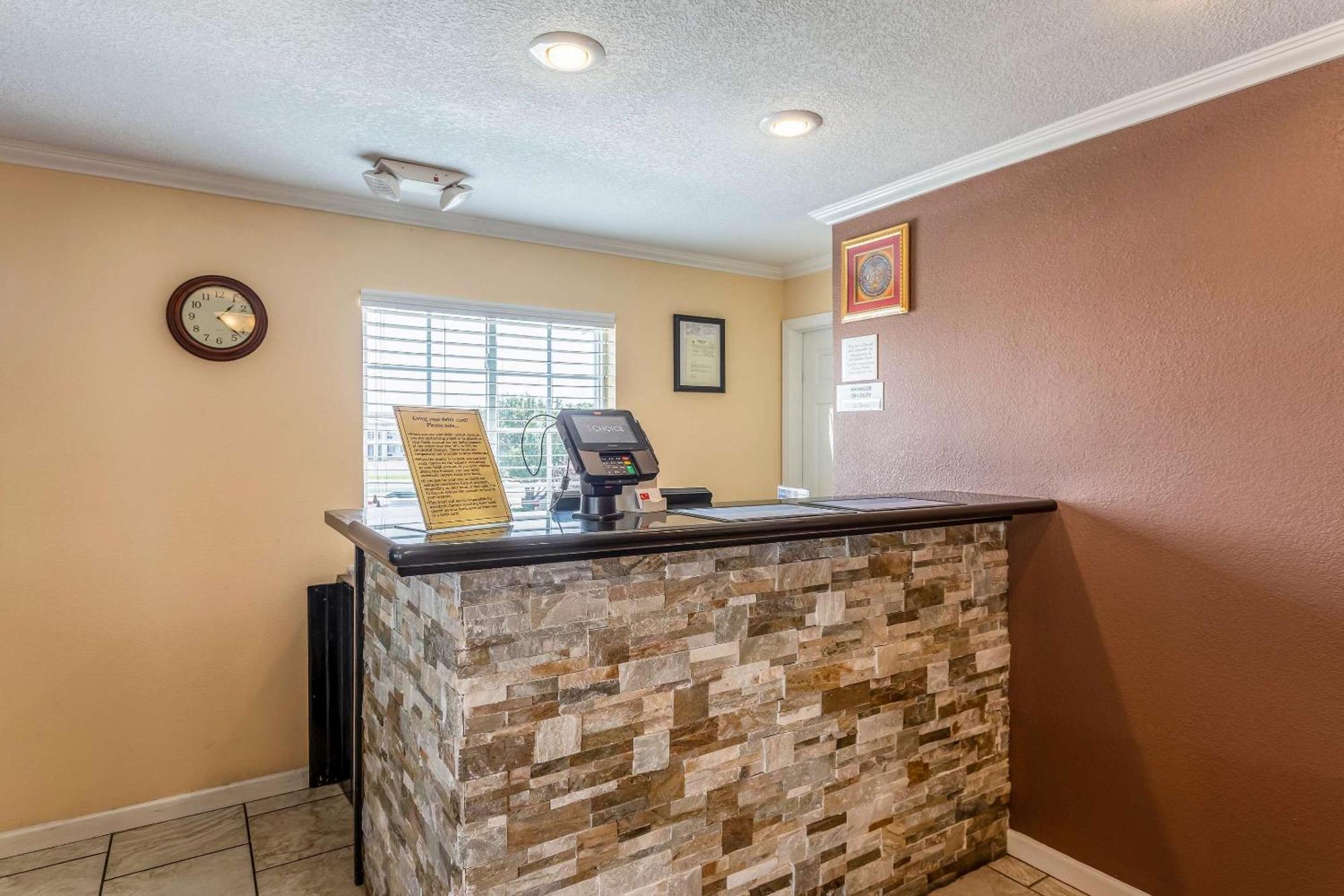 Econo Lodge Inn & Suites Santa Rosa Εξωτερικό φωτογραφία