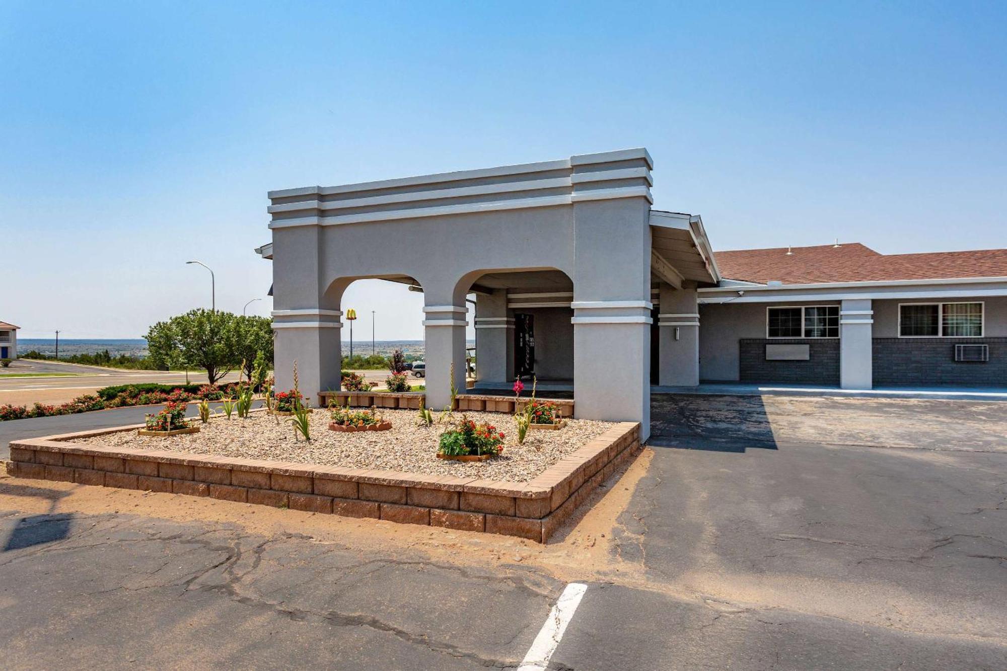 Econo Lodge Inn & Suites Santa Rosa Εξωτερικό φωτογραφία